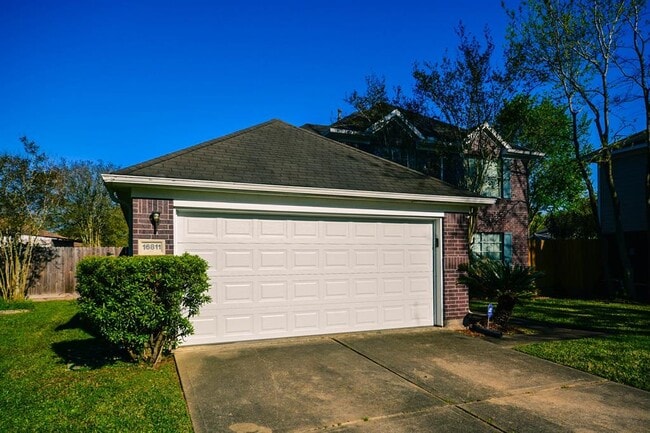 Building Photo - 16811 Basewood Ct