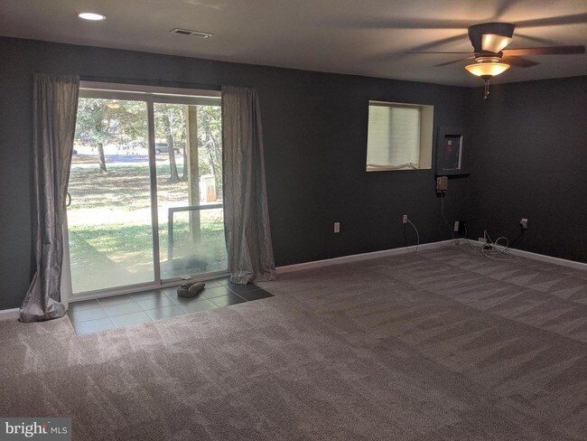 Foto del edificio - 6912 Woodstream Terrace