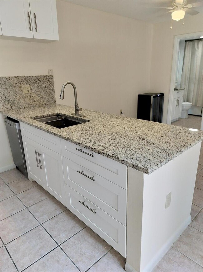 Foto del edificio - 579 Green Springs Pl