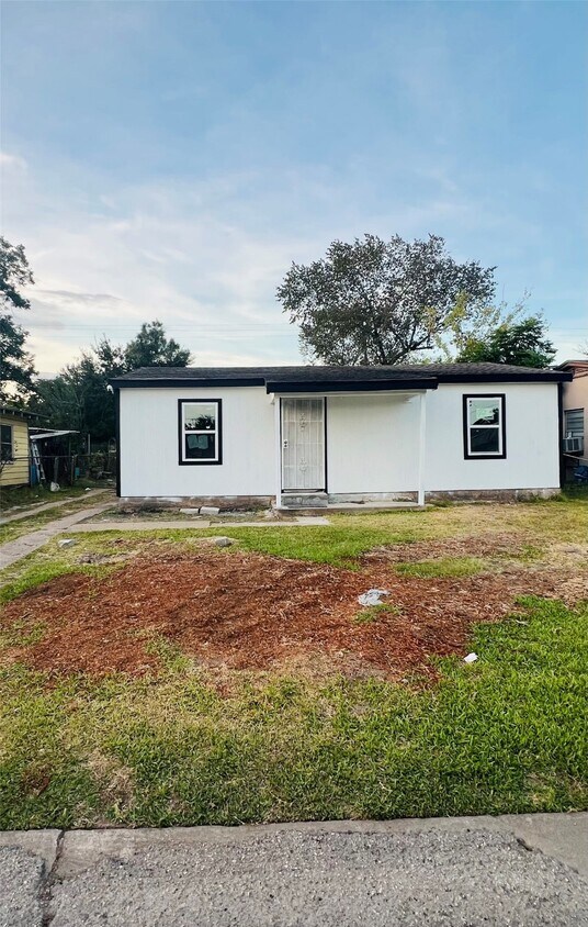 Foto principal - 10429 Pillot St