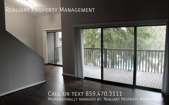 Foto del edificio - 750 Shaker Drive # 1008