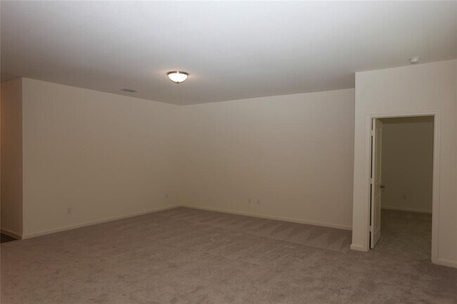 Foto del edificio - 713 Cedar Elm Dr