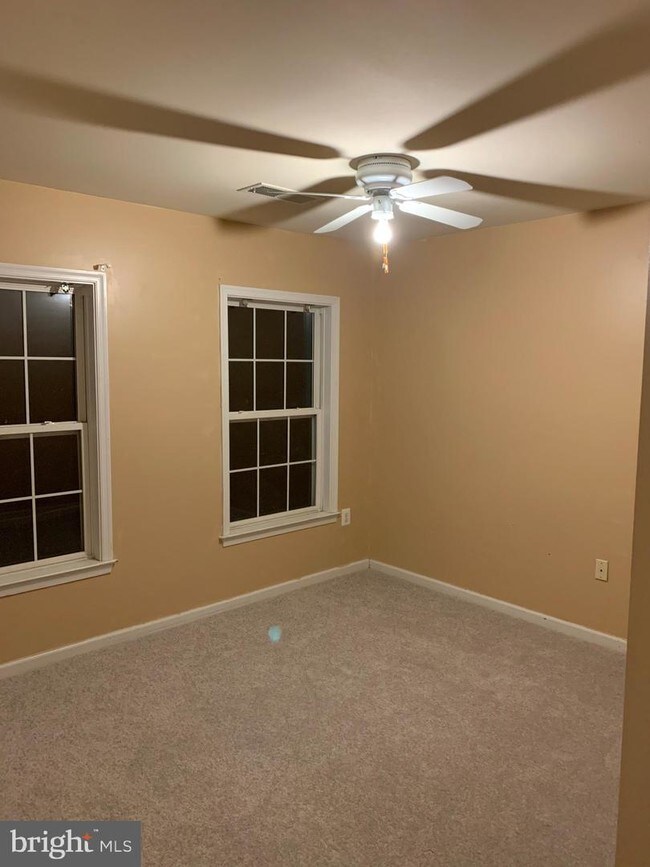Building Photo - 3375 Crosscut Ln