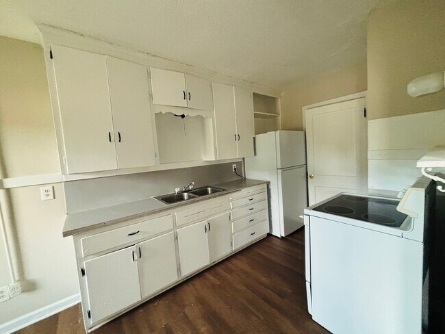 Foto del edificio - 916-918 N Glendale Ave