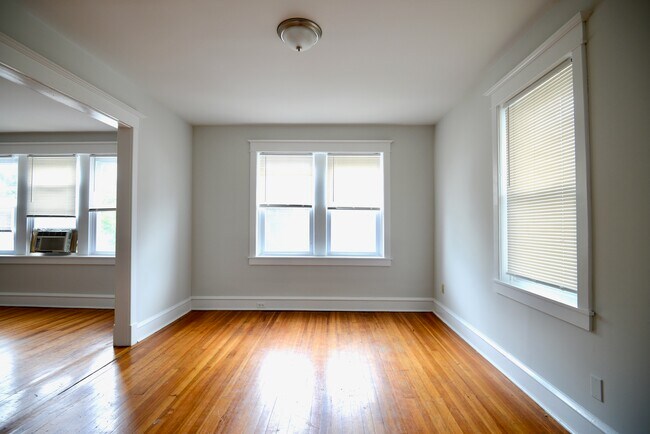 Dining Room - 600 W 26th St