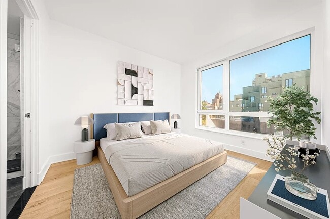 Foto del edificio - 401 Rutland Rd