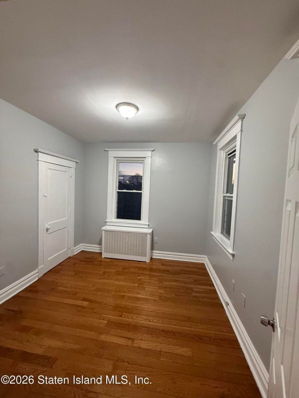 Foto del edificio - 335 Clifton Ave