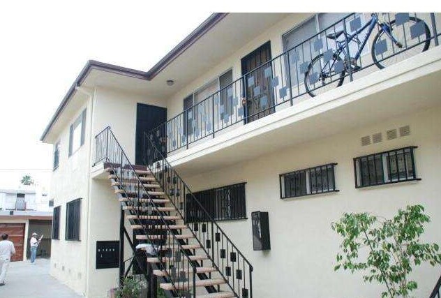 Building Photo - 1038 S Harvard Blvd