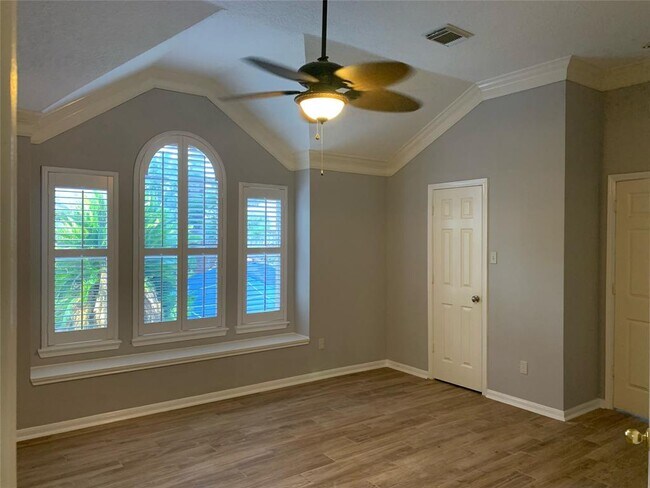 Foto del edificio - 1818 River Trail