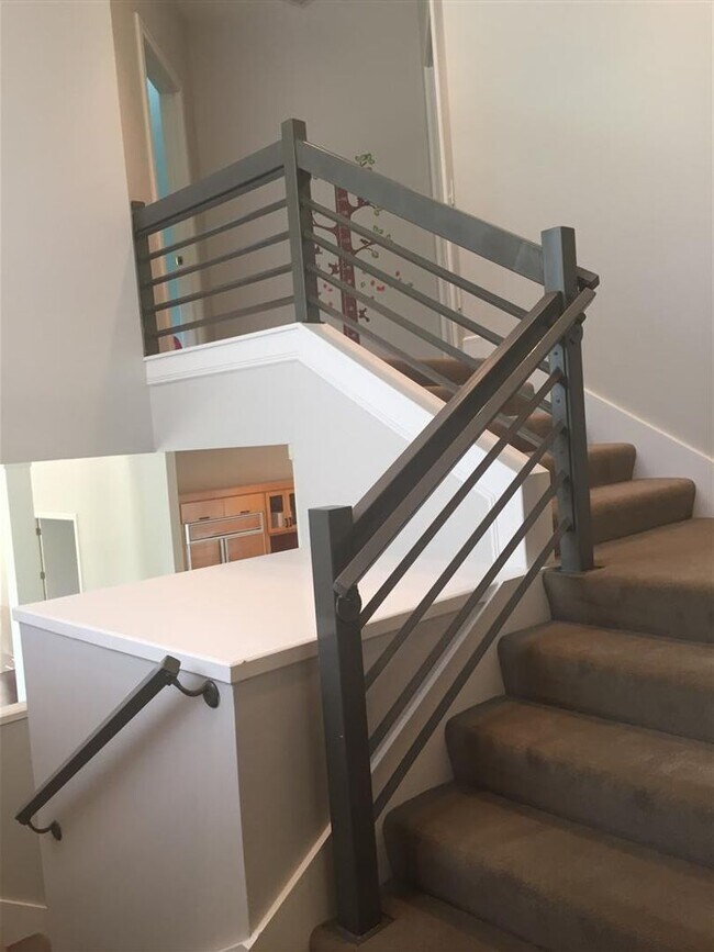 Building Photo - COMING SOON!! Executive home with in groun...