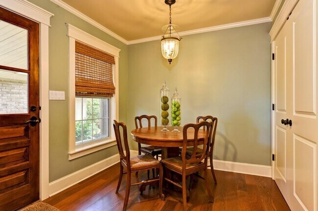 Building Photo - 5000 Timberline Dr