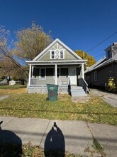 Building Photo - 78 Evergreen St