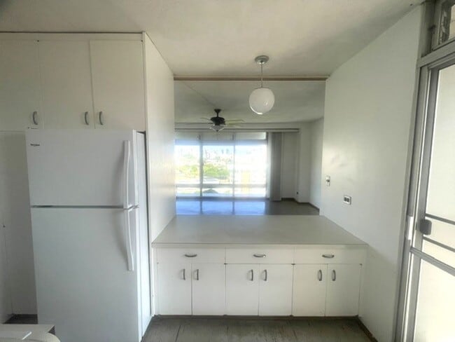 Queen Emma Gardens- King Tower Apt. # 1547 - Queen Emma Gardens- King Tower Apt. # 1547