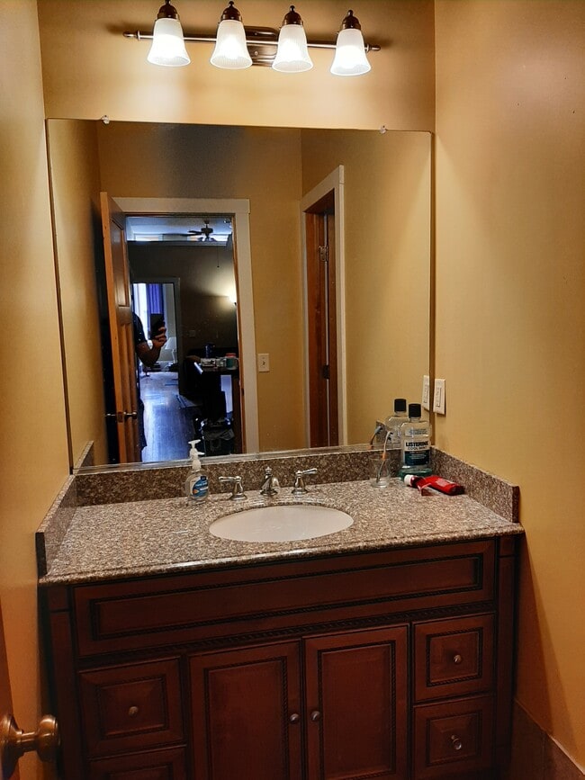 Bathroom - 309 N Main St