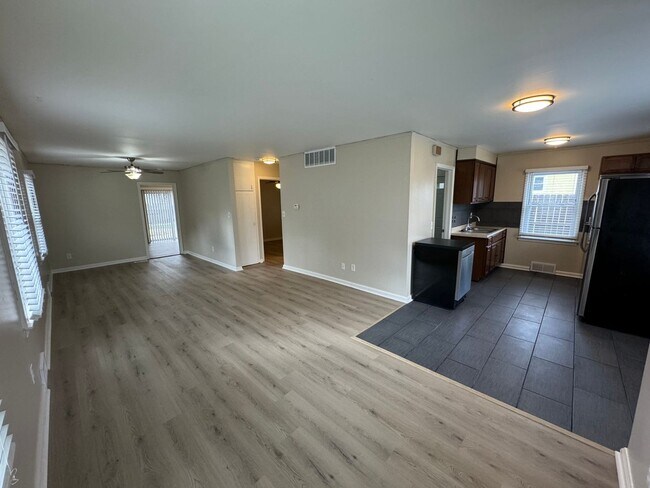 Foto del edificio - North Ferndale ranch with over 1,000 squar...