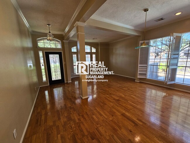 Photo - New Territory Oasis: Private Pool & Great Location House