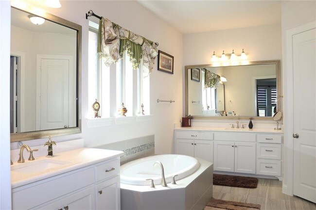 Foto del edificio - 7312 Marquis Ln