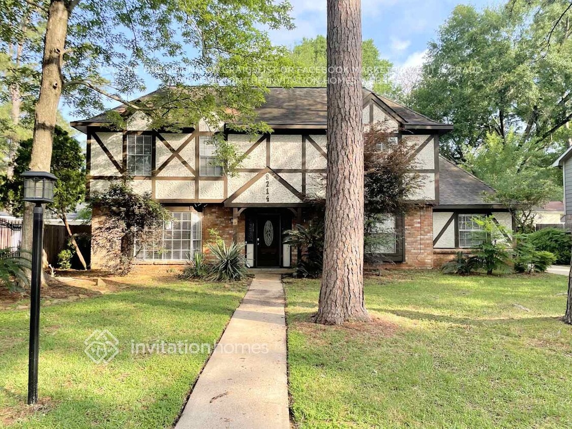 Primary Photo - 8214 Oak Moss Dr