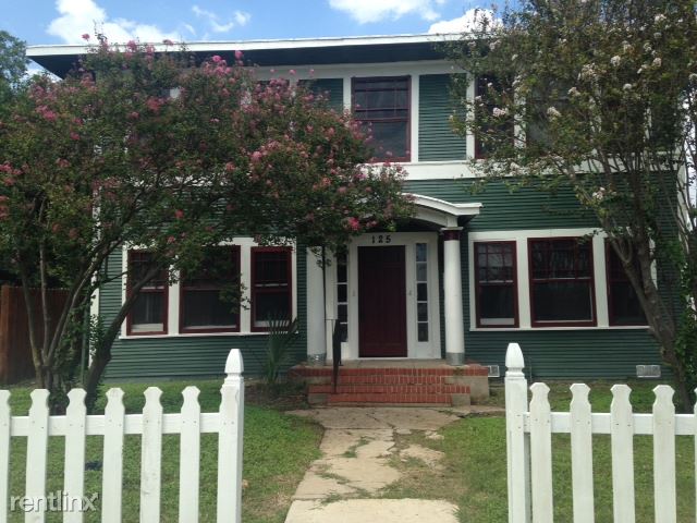Primary Photo - 125 E Courtland Pl