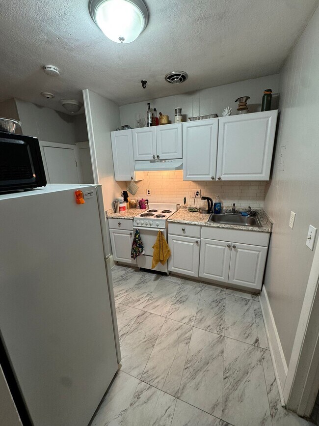 Foto del edificio - 875 Beacon St