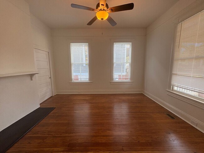 Foto del edificio - 169 Lamar St