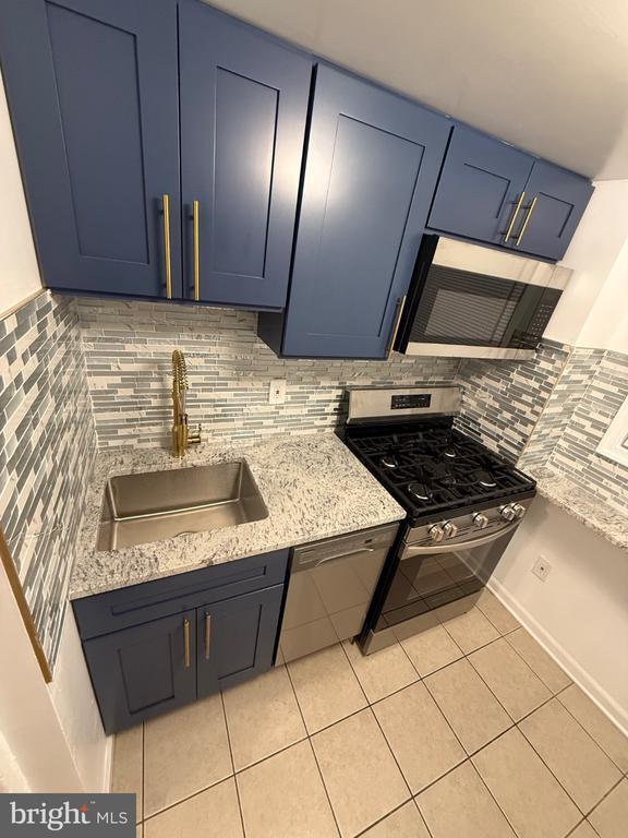 Foto del edificio - 2048 N Darien St