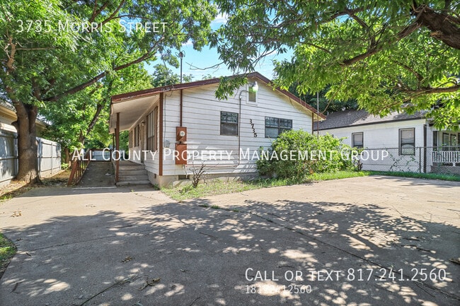 Photo - 3735 Morris St House
