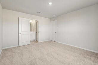 Building Photo - 10706 Gossypium Ct
