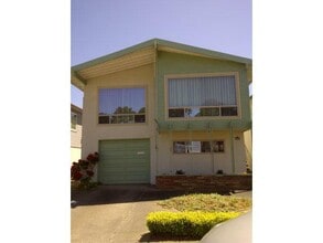 Building Photo - 44 Santa Elena Ave
