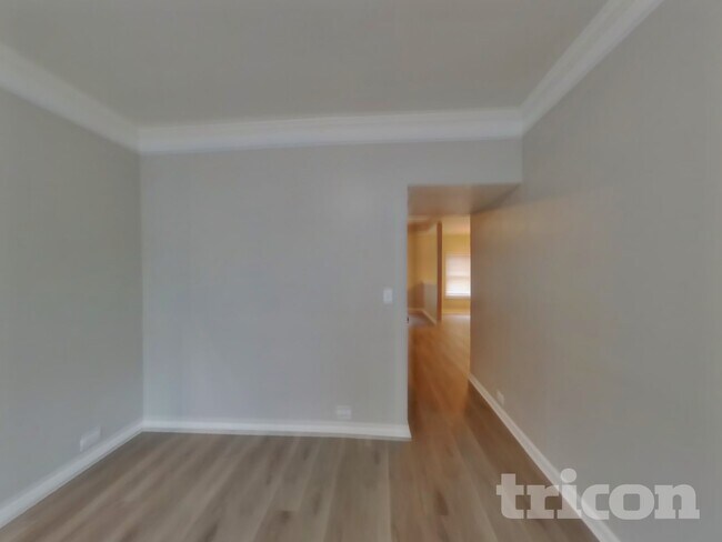 Foto del edificio - 821 Monroe Ct