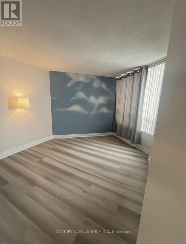 Building Photo - 26 Hanover Rd