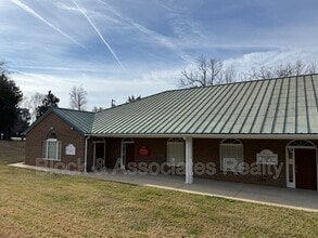 Building Photo - 131 Dublin Square Rd