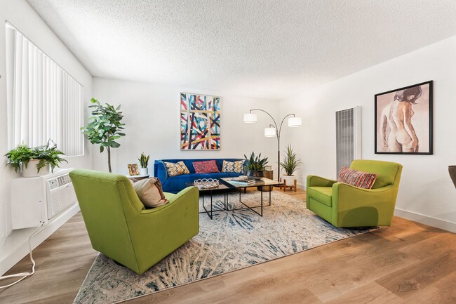 Interior Photo - The Hive @ Market