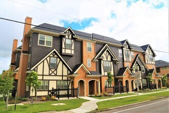 Building Photo - 971 NW Circle Blvd