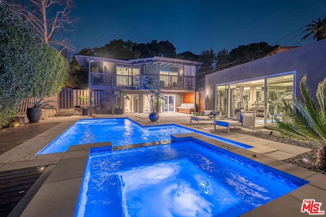 Foto principal - 8610 West Dr