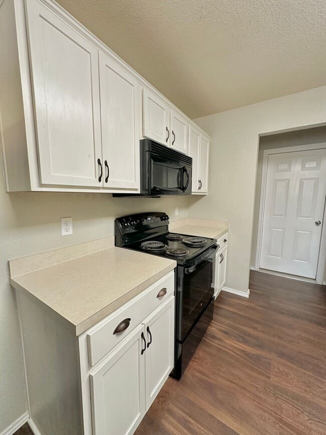 Building Photo - 2315 Windy Cir