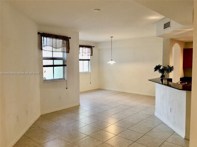 Foto del edificio - 8999 NW 107 Ct