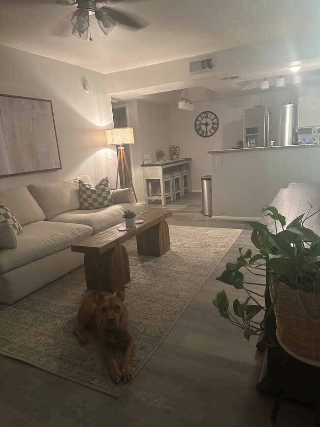 Foto del edificio - 1720 E Thunderbird Rd