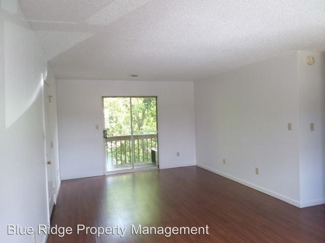 Building Photo - 1304 Holyoke St