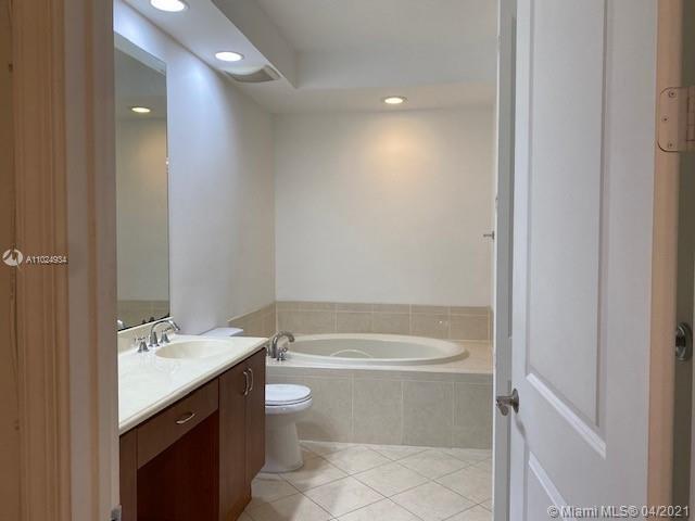 Foto del edificio - 2925 NW 126th Ave 311-1 Sunrise Fl 33323
