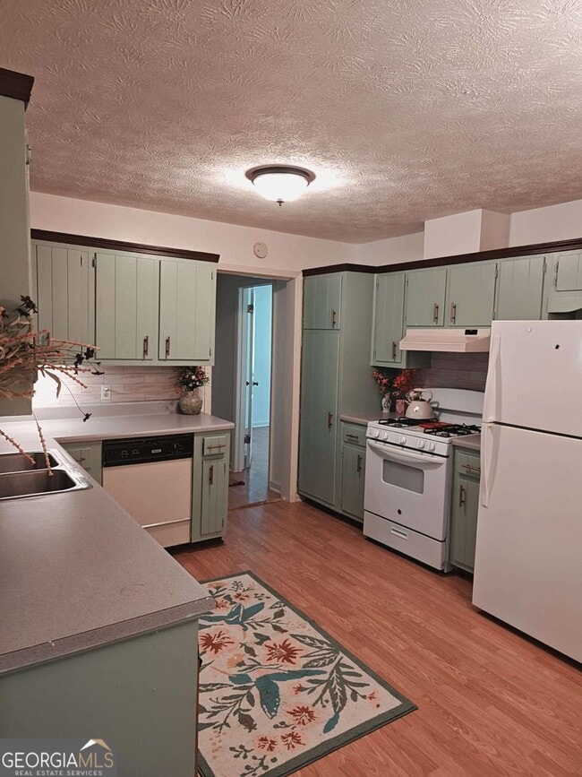 Building Photo - 4400 Winding Creek Dr