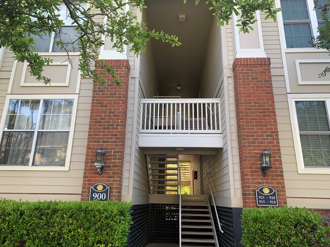 Foto del edificio - 1600 Long Grove Dr
