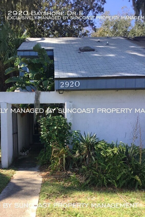 2920 Bayshore Dr E, Jacksonville, FL 32233 House Rental in