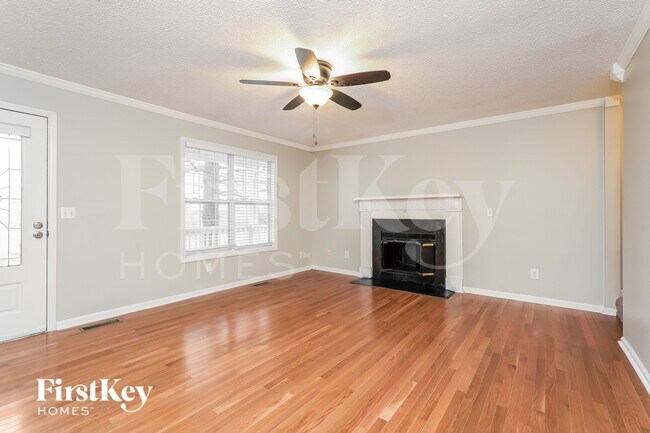 Foto del edificio - 139 Creek Meadow Dr