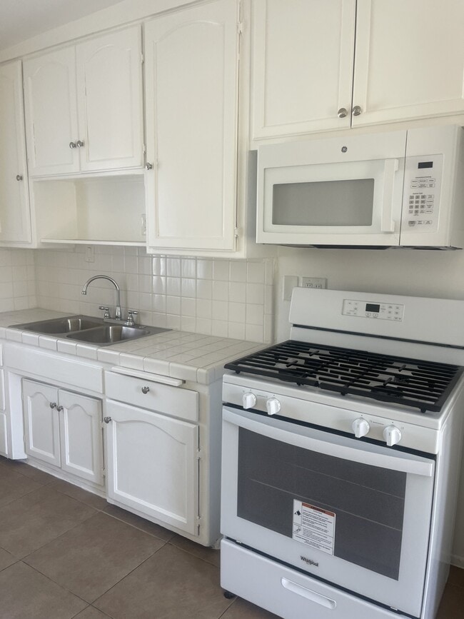 Foto del edificio - Santa Fe Apartments LB (West Long Beach)