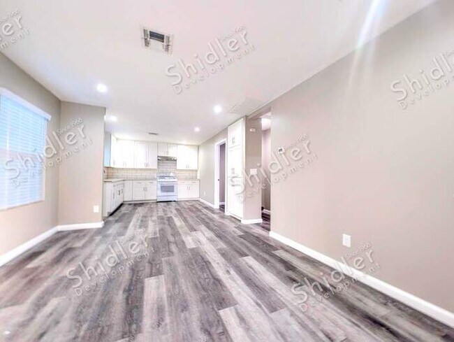 Building Photo - Patio Home with a Fresh Interior