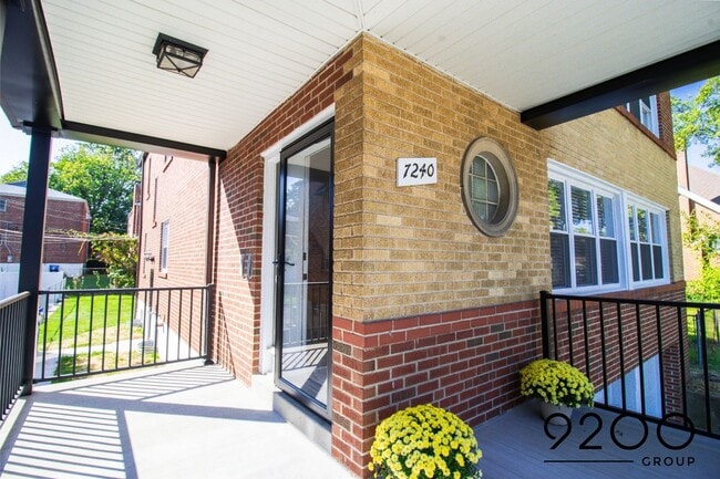 Foto del edificio - 7240 Balson Ave