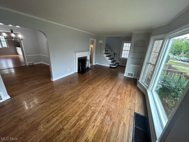 Foto del edificio - 4438 Baintree Rd