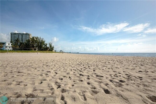 Foto del edificio - 3406 SE 6th St