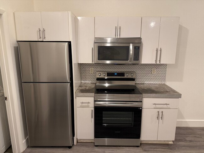 Foto del edificio - 445 NW 77th St